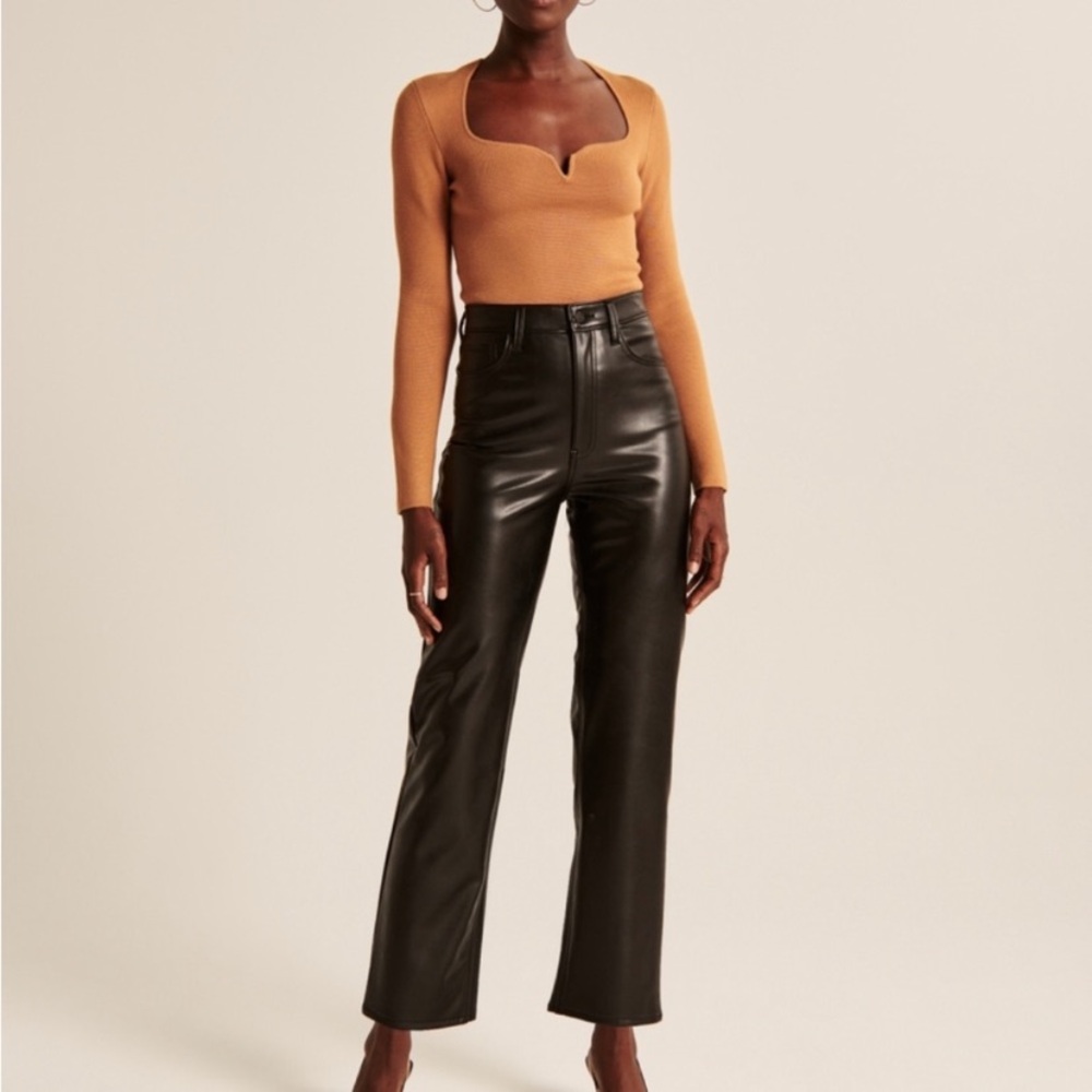 Abercrombie Vegan Leather Black Ankle Straight Pants size 27, Size 4 - Picture 2 of 3